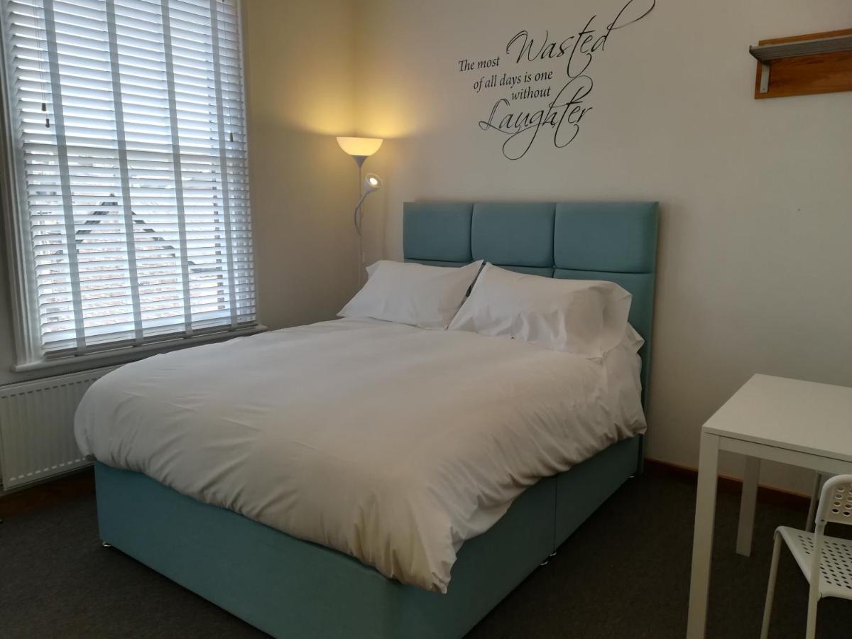 Mcmillan House Studio Apartments York Extérieur photo