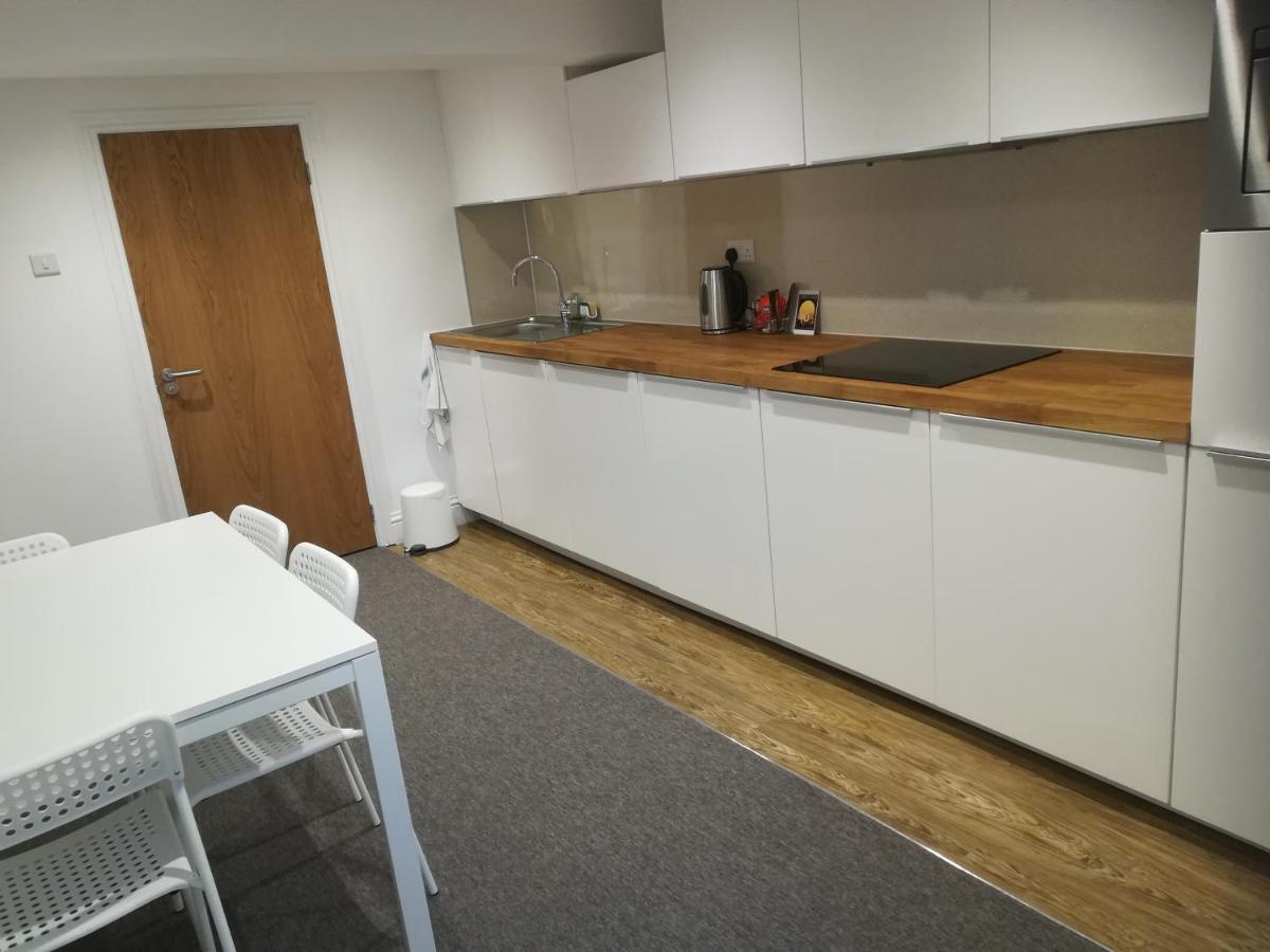 Mcmillan House Studio Apartments York Extérieur photo
