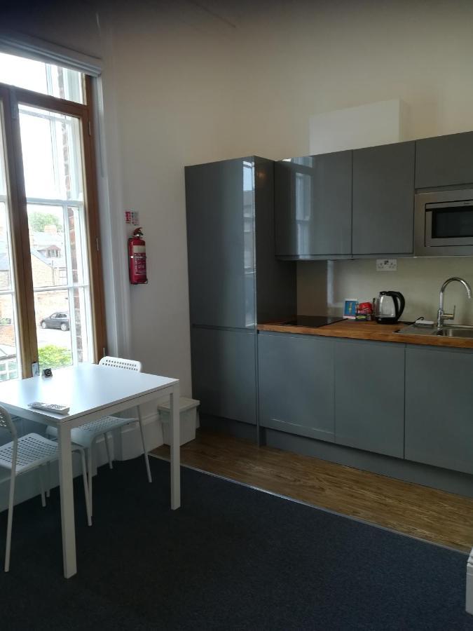 Mcmillan House Studio Apartments York Extérieur photo